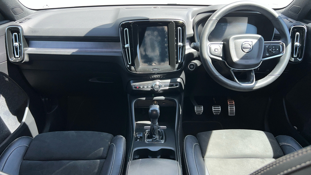 Volvo XC40 Xc40 1.5 T3 163 R Design YR22EJC White #5