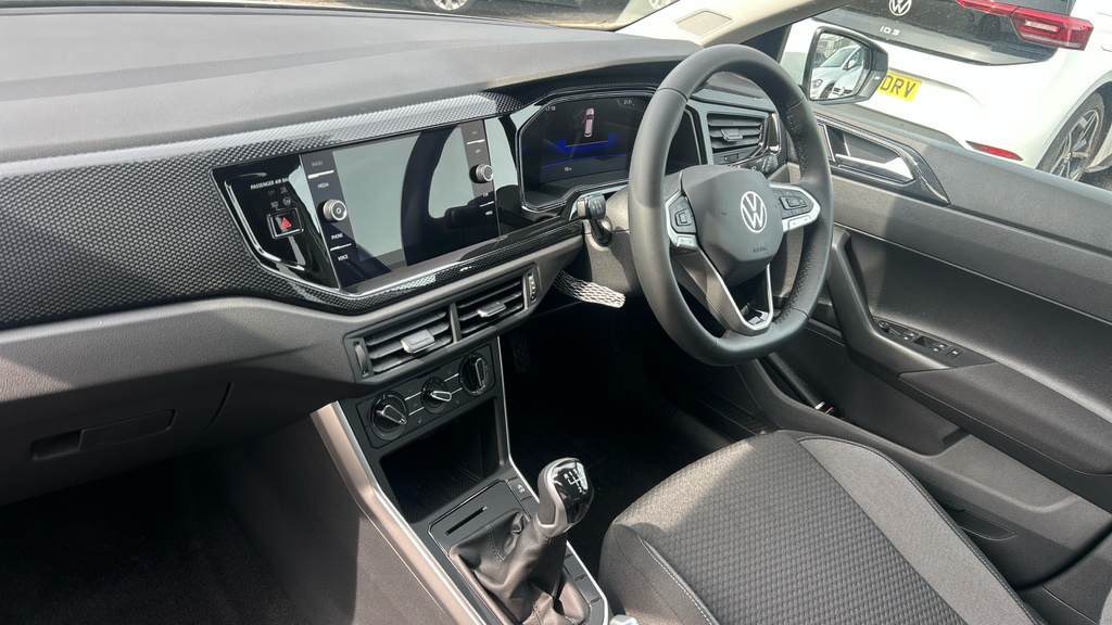 Volkswagen Polo Polo Match 1.0 Tsi 95 Ps 5-Speed LS26ZGH White #2