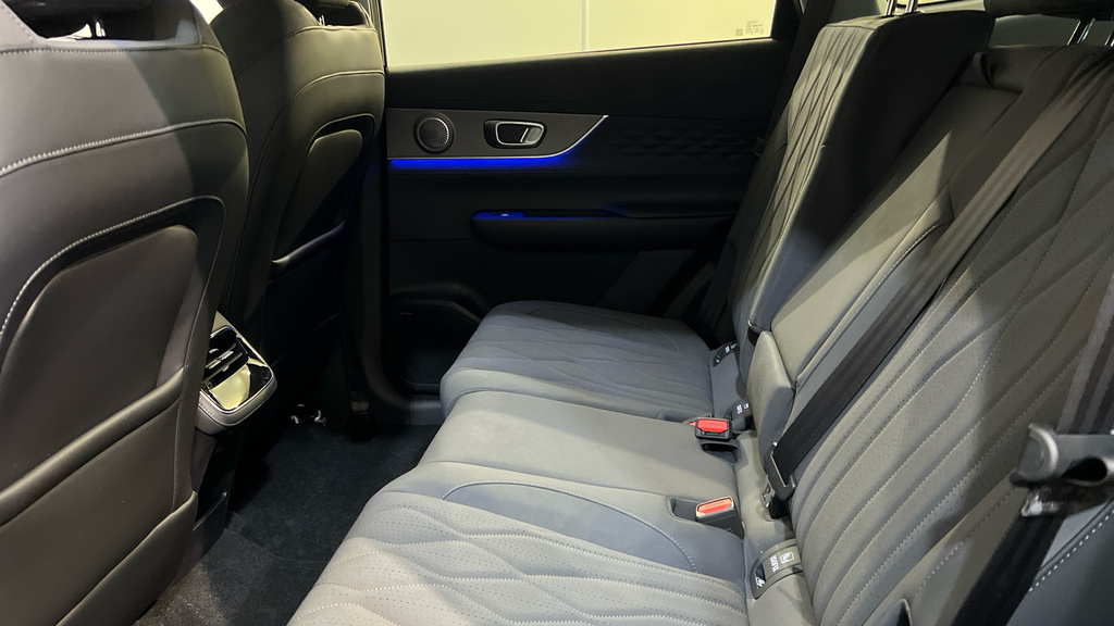 Chery Tiggo 8 1.5T Phev Summit Dht White #14
