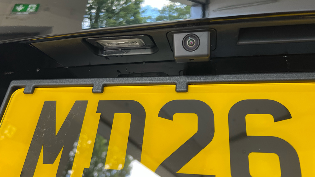 Chery Tiggo 8 1.5T Phev Summit Dht White #40
