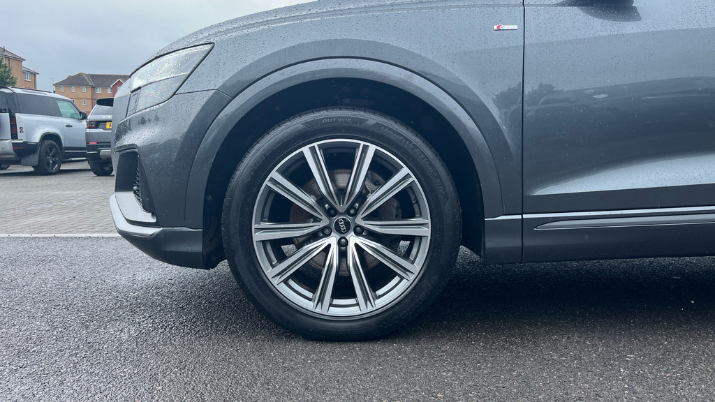 Audi Q8 50 Tdi Quattro Edition 1 Tiptronic Cs 2020 Grey #26