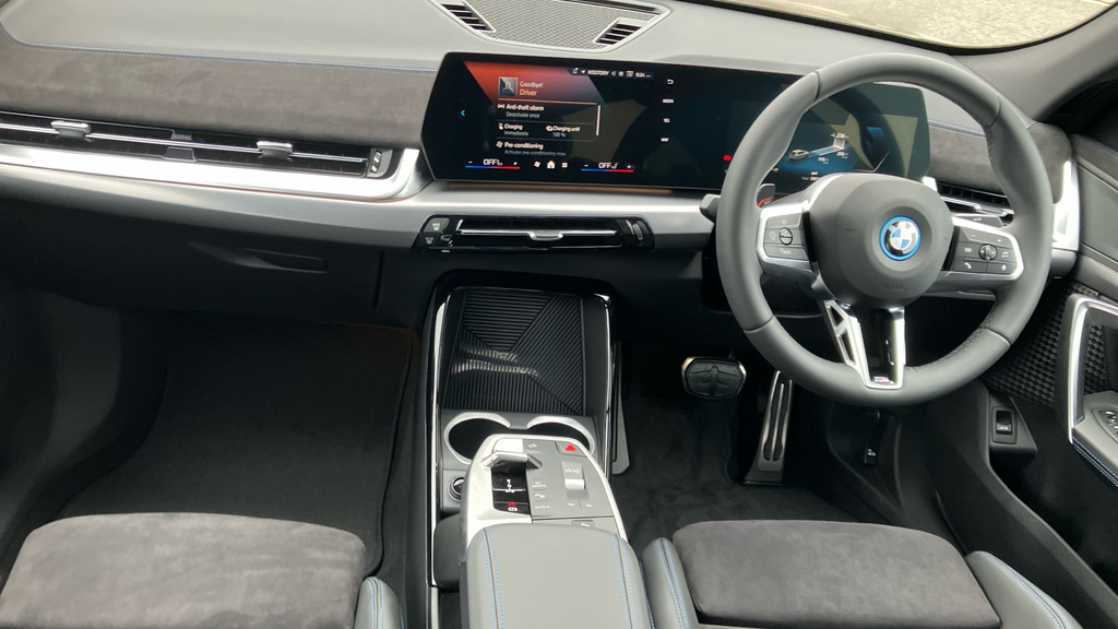 BMW iX2 Bmw Ix2 Hatchback 150Kw Edrive20 M Sport Grey #4