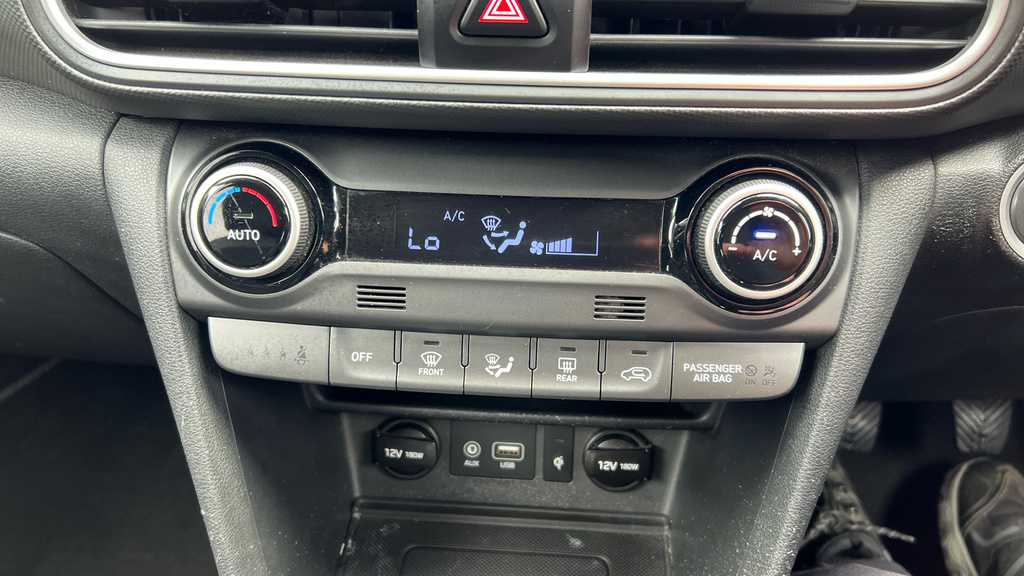 Hyundai Kona Premium Yellow #31