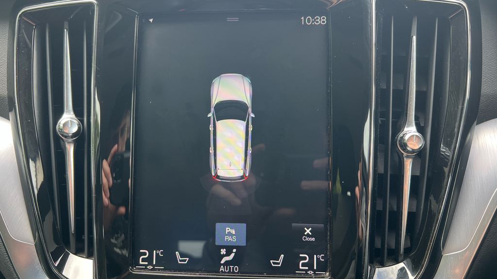 Volvo V60  Gold #26