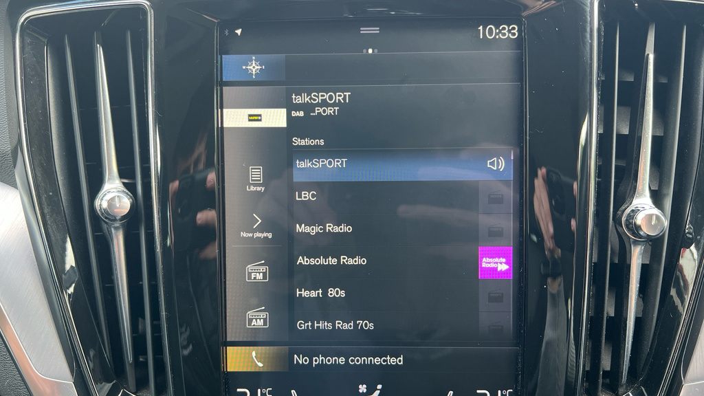 Volvo V60  Gold #35