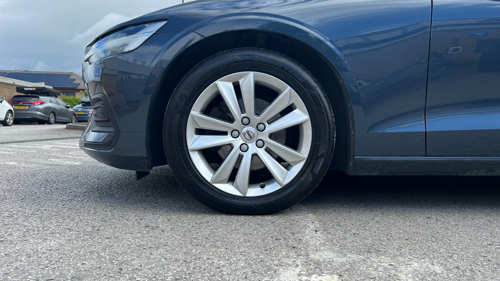 Volvo V60  Gold #17