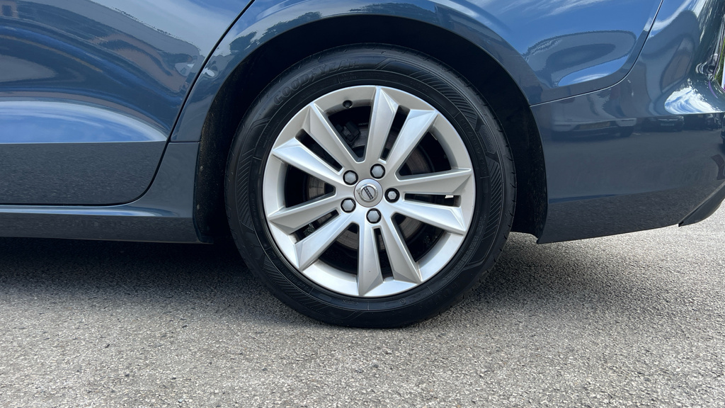 Volvo V60  Gold #18
