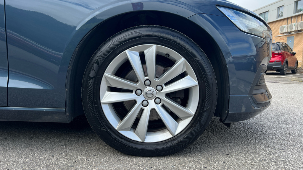 Volvo V60  Gold #20