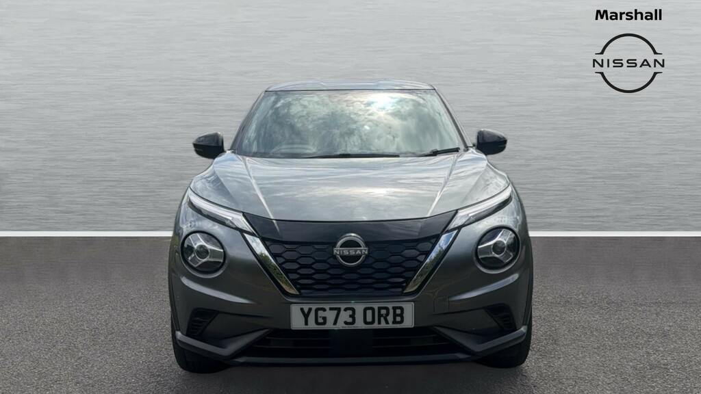 Nissan Juke Tekna Red #5