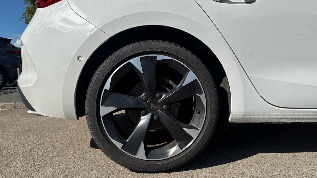 Cupra Leon Leon 1.5 Tsi V1 White #5
