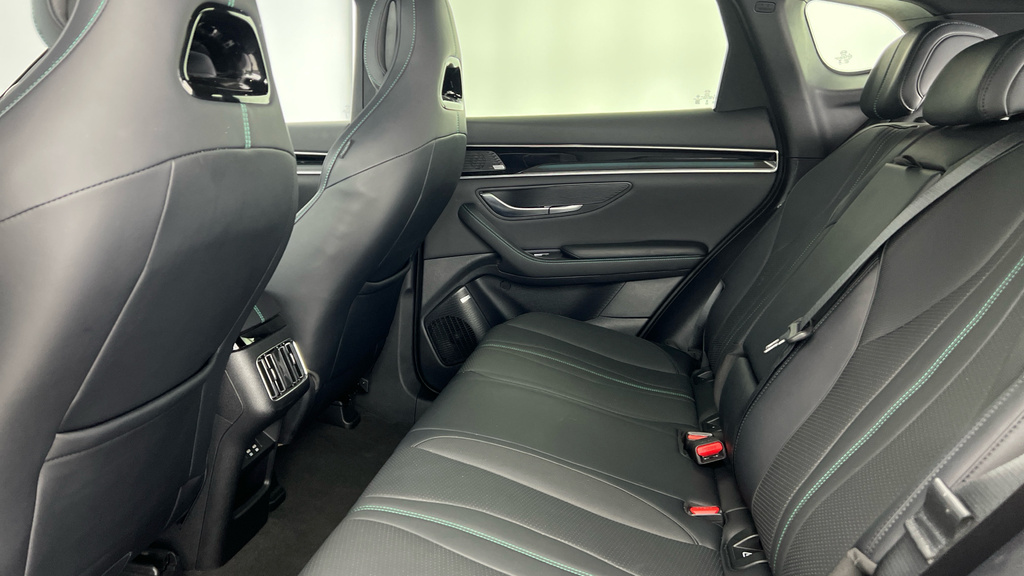 Byd Seal U 1.5 Dm-i Awd Design Black #13