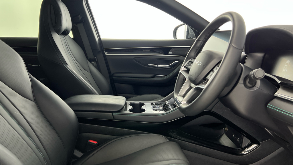 Byd Seal U 1.5 Dm-i Awd Design Black #11