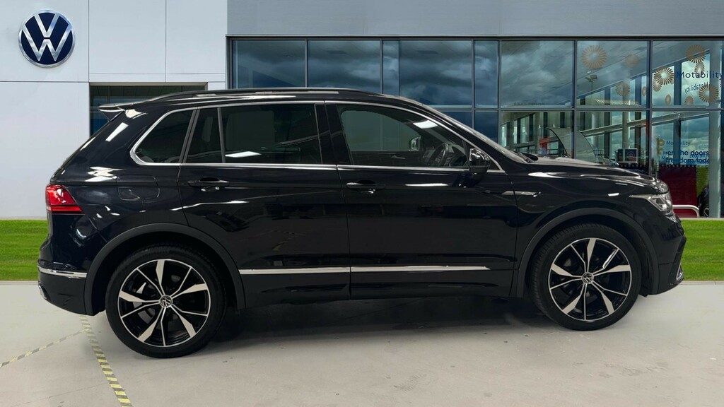 Volkswagen Tiguan Tiguan 1.5 Tsi 150 R-line Dsg MT23HDC Black #4