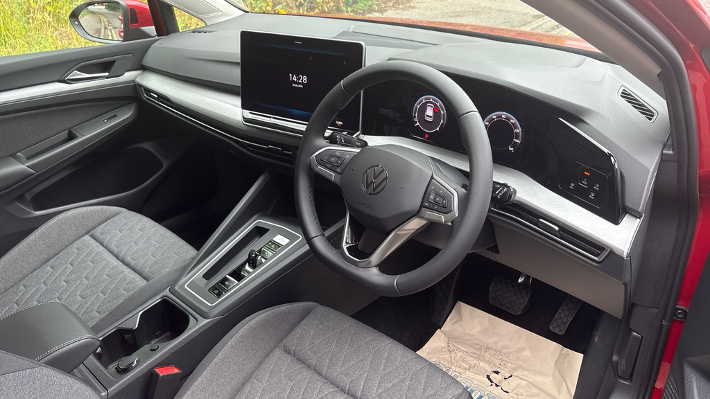 Volkswagen Golf Golf Hatch Match 1.5 Etsi 150 Ps 7-Speed Dsg Red #6