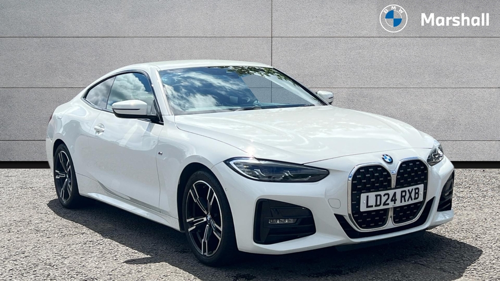 BMW 4 Series 4 Series 420I M Sport Step White