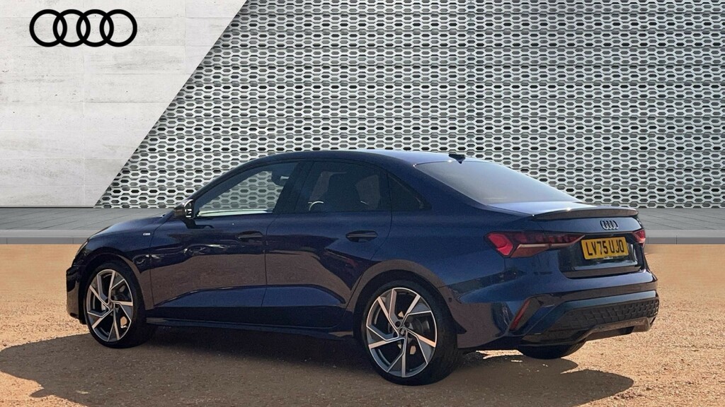 Audi A3 A3 1.5 Tfsi 150 Black Edition S Tronic Blue #3