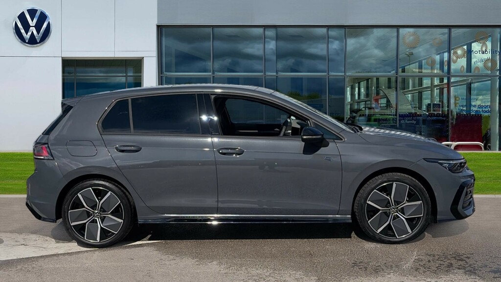 Volkswagen Golf Golf Hatch Black Edition 1.5 Etsi 150 Ps 7-Speed D Grey #4
