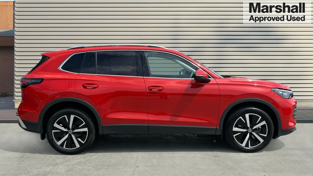 Volkswagen Tiguan Tiguan 1.5 Tsi Ehybrid Elegance Dsg DE25UVJ Red #2