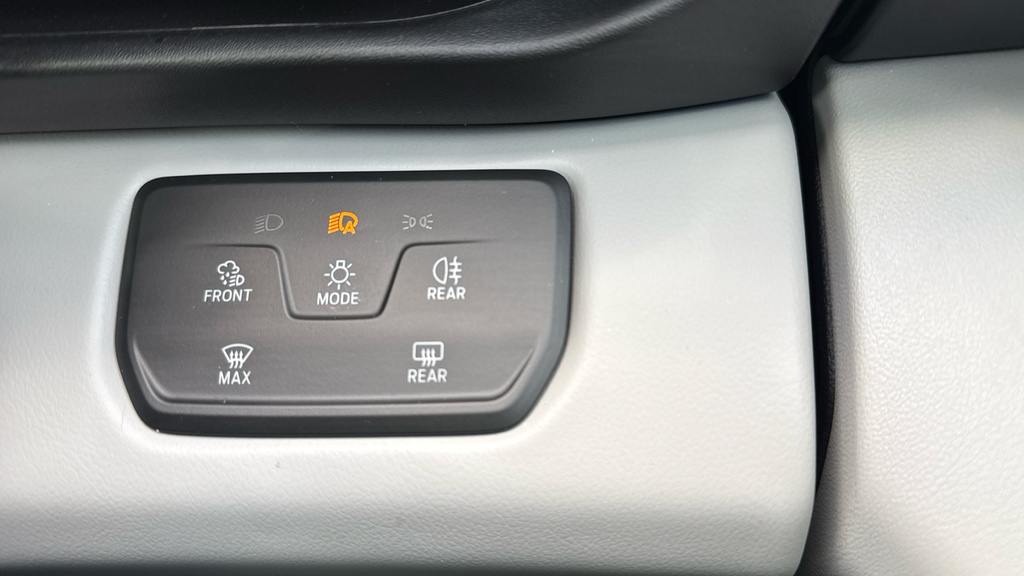Ford Explorer 77Kwh 286Ps Ev Premium Extended Range White #24
