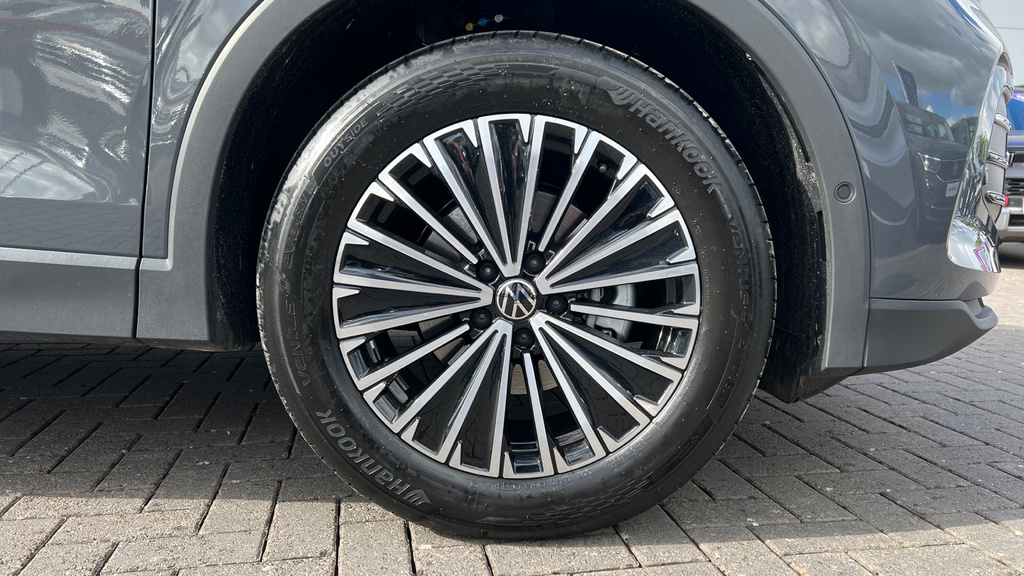 Volkswagen Tiguan Tiguan Life 1.5 Etsi 130 Ps 7-Speed Dsg Grey #5