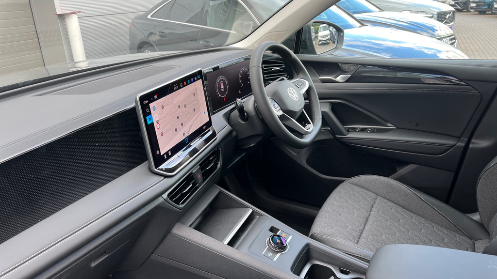 Volkswagen Tiguan Tiguan Life 1.5 Etsi 130 Ps 7-Speed Dsg Grey #2