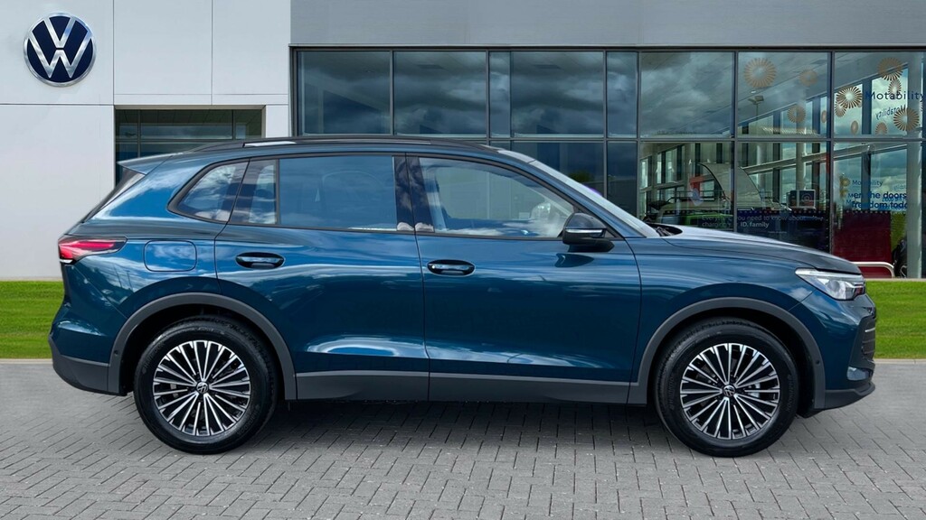Volkswagen Tiguan Tiguan Life 1.5 Etsi 130 Ps 7-Speed Dsg Blue #4