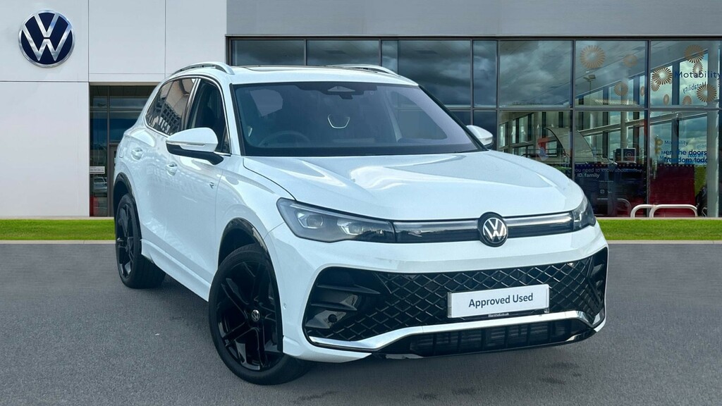 Volkswagen Tiguan Volkswagen Tiguan Estate 1.5 Etsi 150 R-line D White