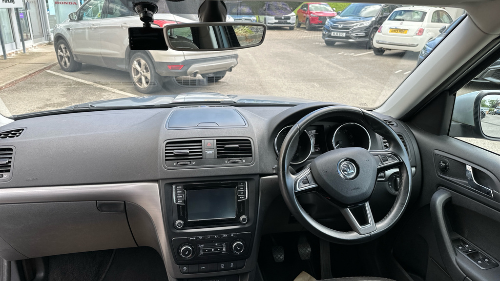 Skoda Yeti Beige #11