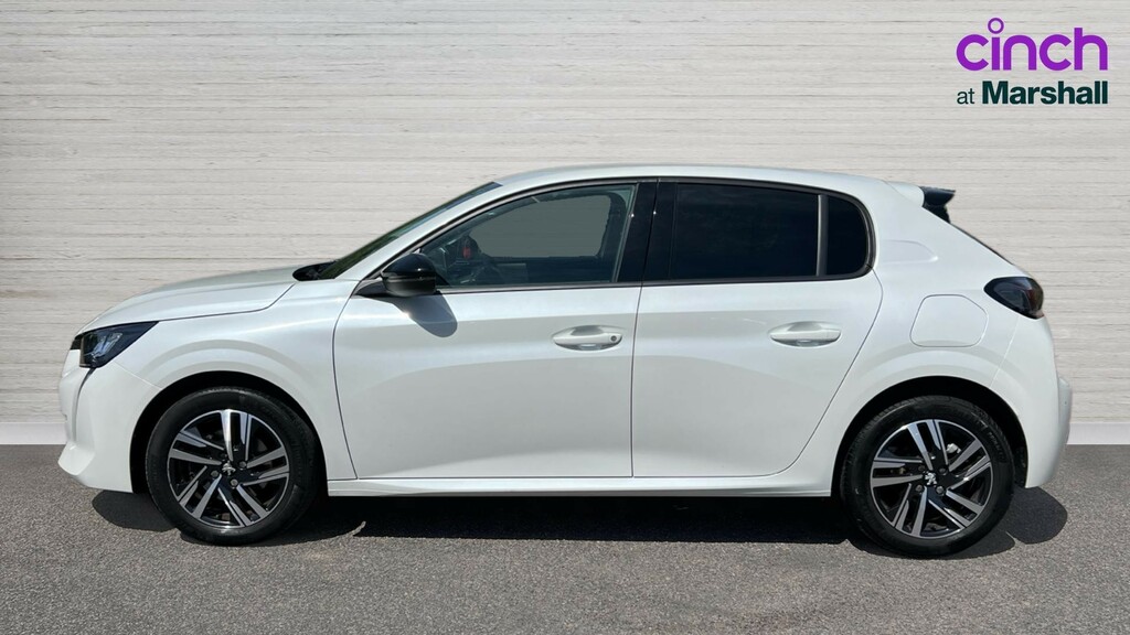 Peugeot 208 208 1.2 Puretech 100 Allure Premium YP22FXM White #6