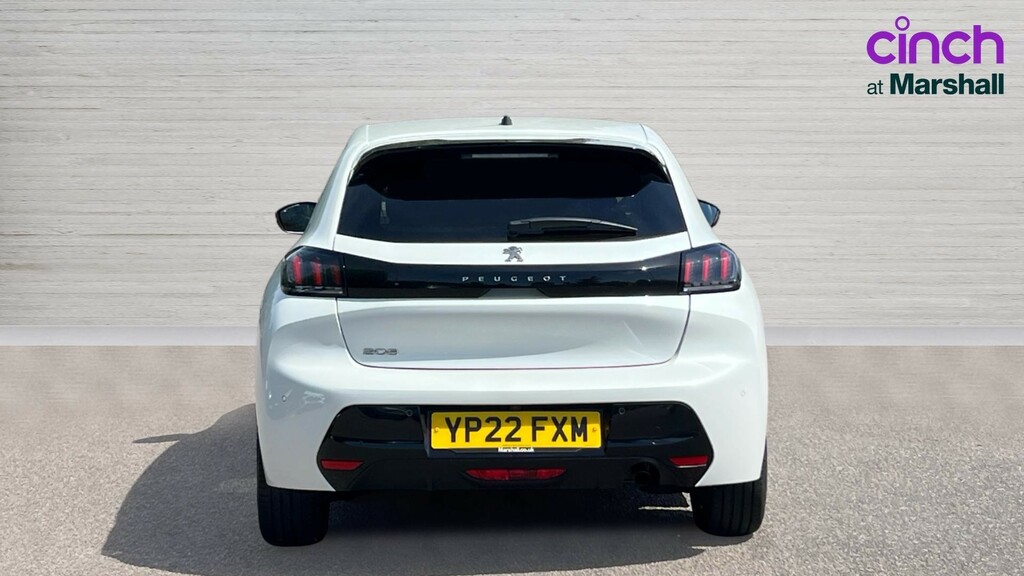 Peugeot 208 208 1.2 Puretech 100 Allure Premium YP22FXM White #4