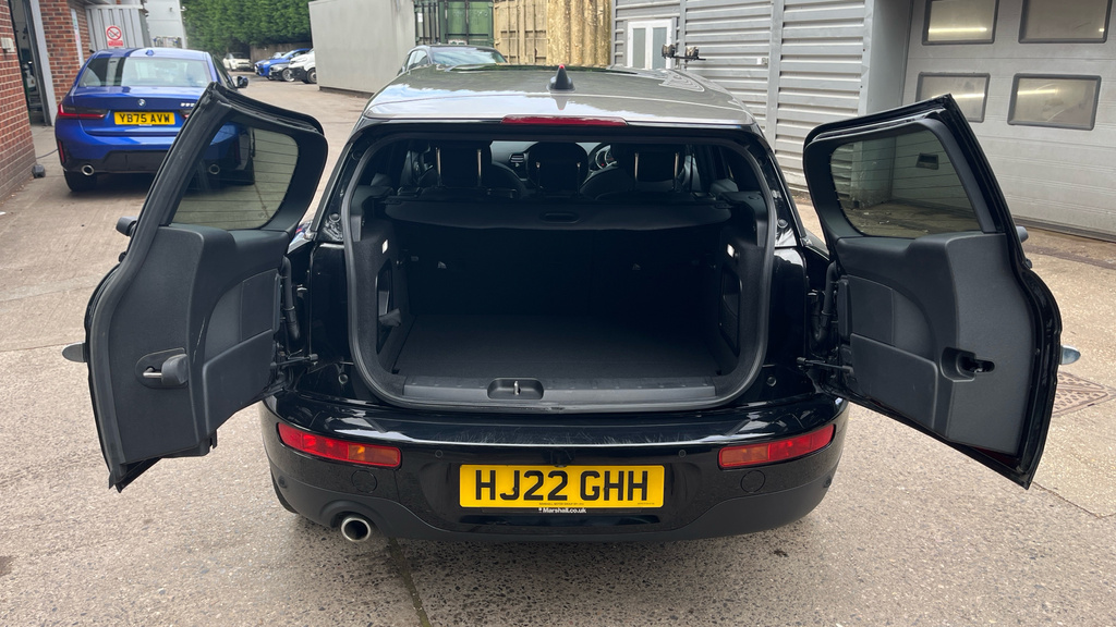 Mini Clubman Clubman 1.5 Cooper Exclusive 6Dr Comfortnav HJ22GHH Black #3