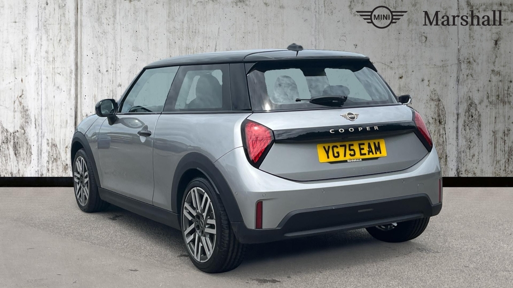 Mini Hatch Cooper 1.5 C Classic YG75EAM Silver #2