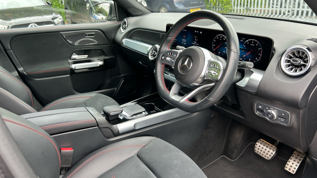 Mercedes-Benz GLB Class Glb 200 Amg Line Executive 7G-tronic Grey #3
