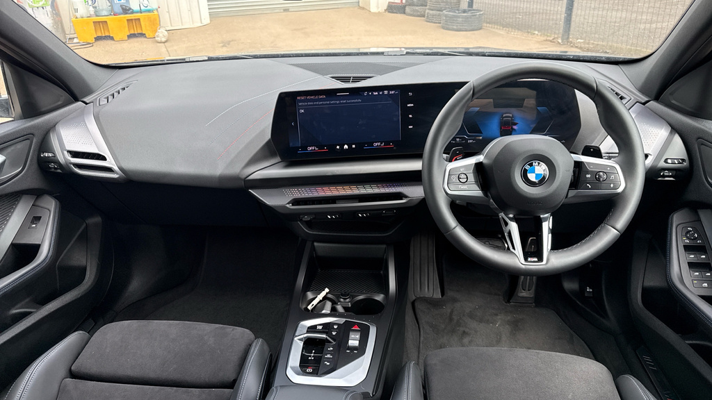 BMW 1 Series 1 Series 120 M Sport Step FX75CPO Black #4