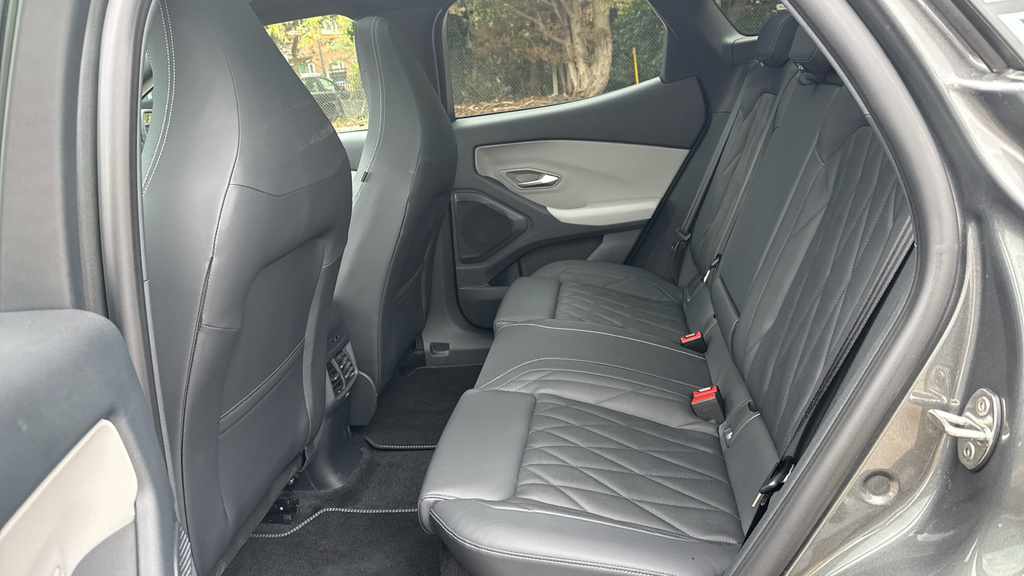 Ford Explorer Extended Range 77Kwh Premium Suv Blue #14