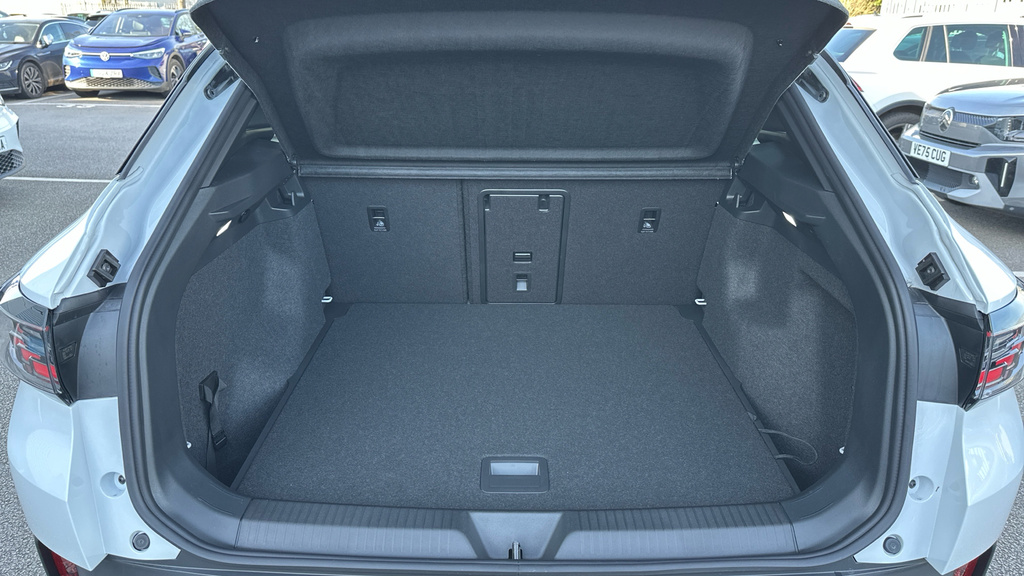 Volkswagen ID.4 Pro 77Kwh Black Edition Black #16