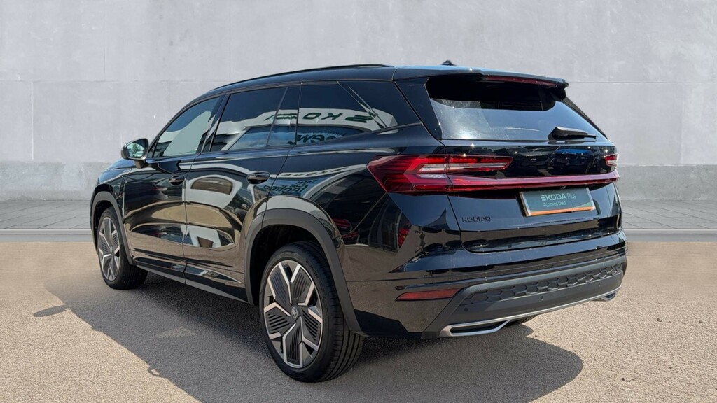 Skoda Kodiaq Kodiaq 1.5 Tsi Iv 204 Sportline Dsg KR75WZG Black #3