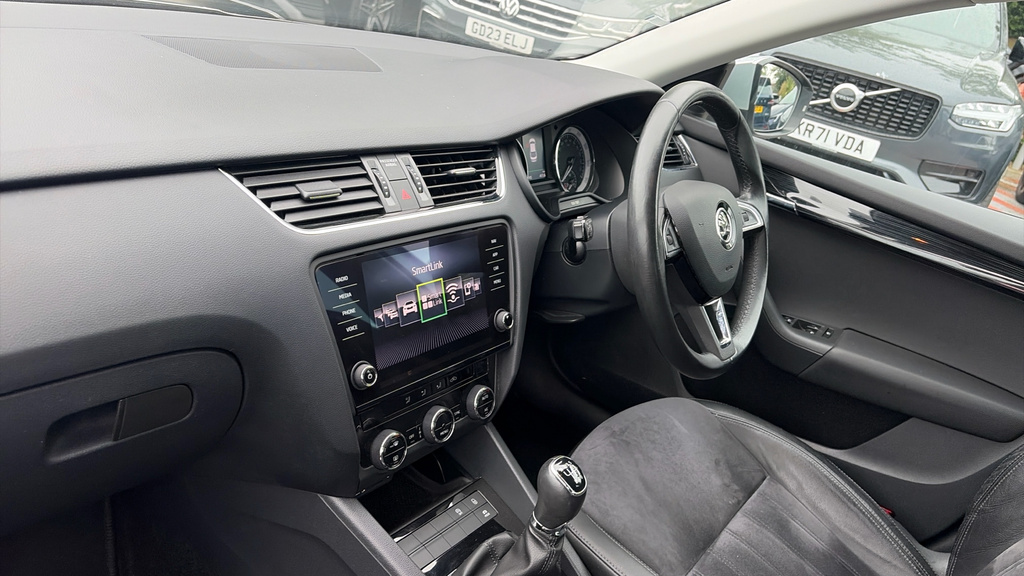 Skoda Octavia Octavia 1.4 Tsi Se L Silver #2