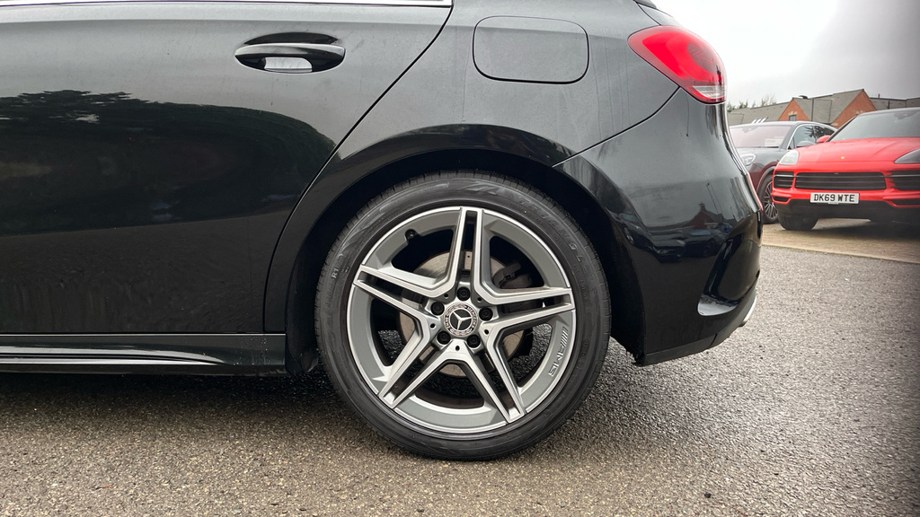 Mercedes-Benz A Class 2018 18 2.1 Black #19