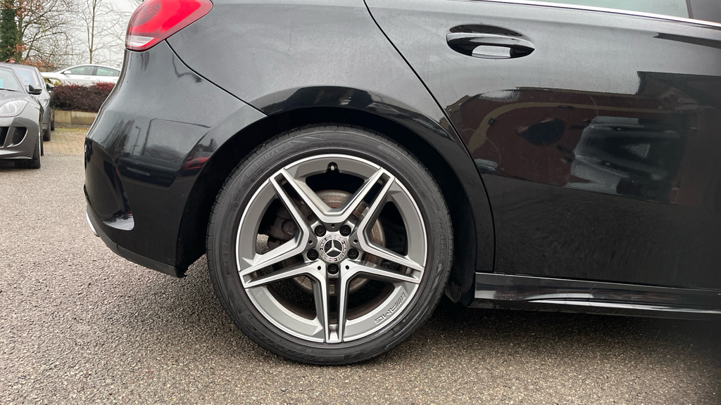Mercedes-Benz A Class 2018 18 2.1 Black #18