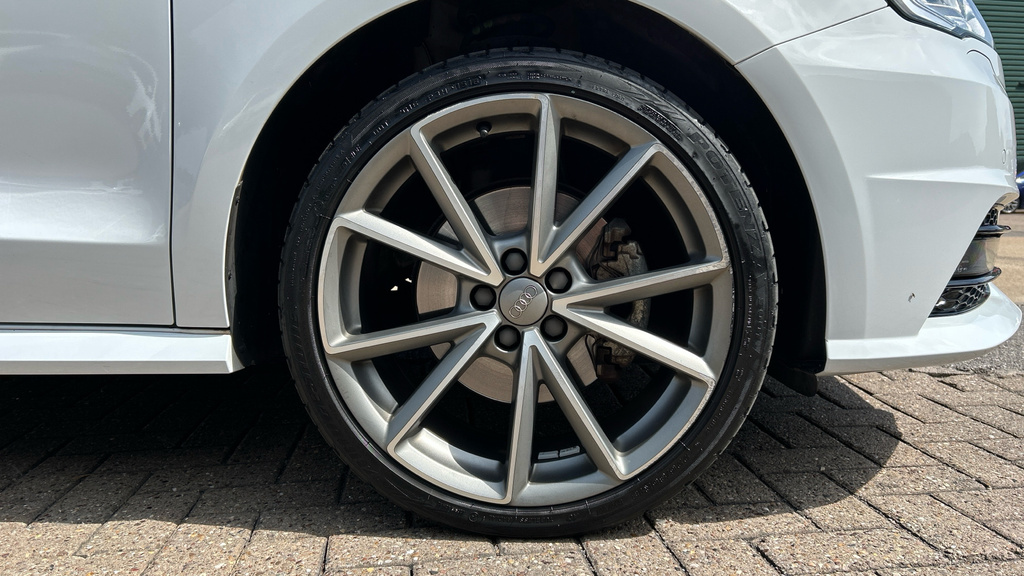 Audi A1 A1 1.4 Tfsi 125 Black Edition Nav S Tronic White #5
