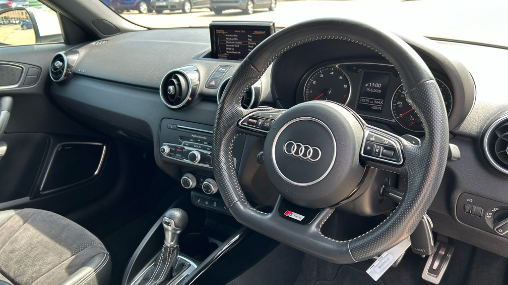 Audi A1 A1 1.4 Tfsi 125 Black Edition Nav S Tronic White #6