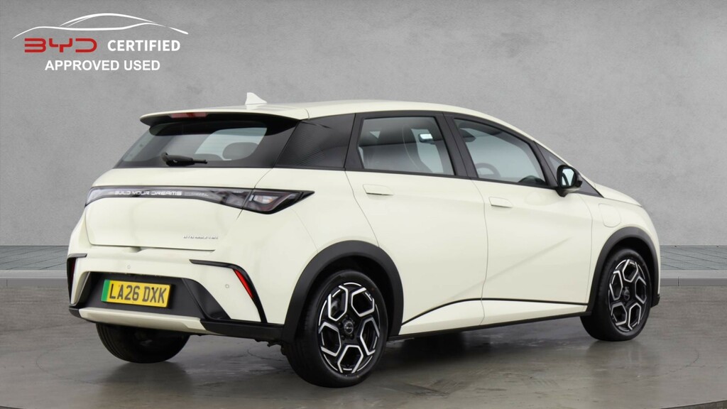 Byd Dolphin Dolphin 130Kw Boost 44.9Kwh White #2