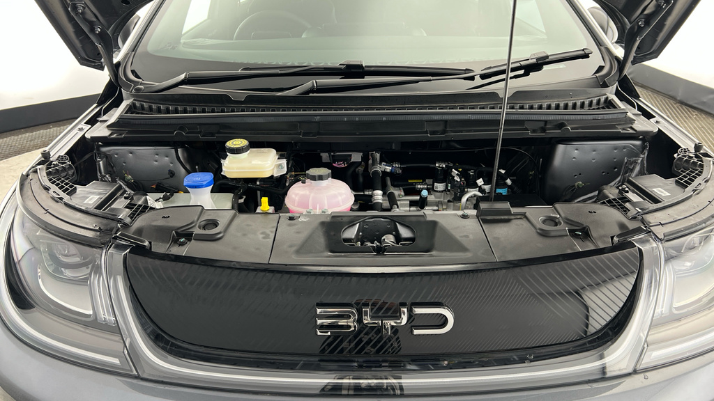 Byd Dolphin Dolphin 150Kw Design 60.4Kwh Hatchback Grey #21