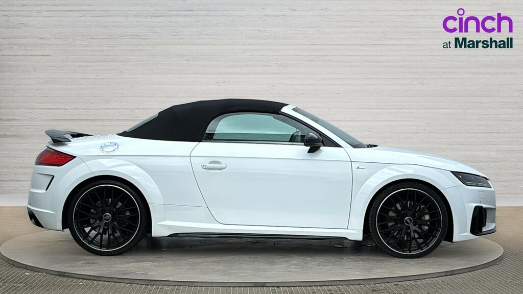 Audi TT Tt 45 Tfsi Quattro Black Edition S Tronic AV70CHN White #2