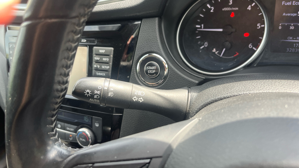 Nissan Qashqai 1.2 Dig-t Tekna Hatchback #24