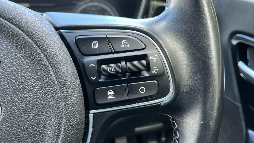 Kia Niro 1.6 Gdi 3 Dct Red #23