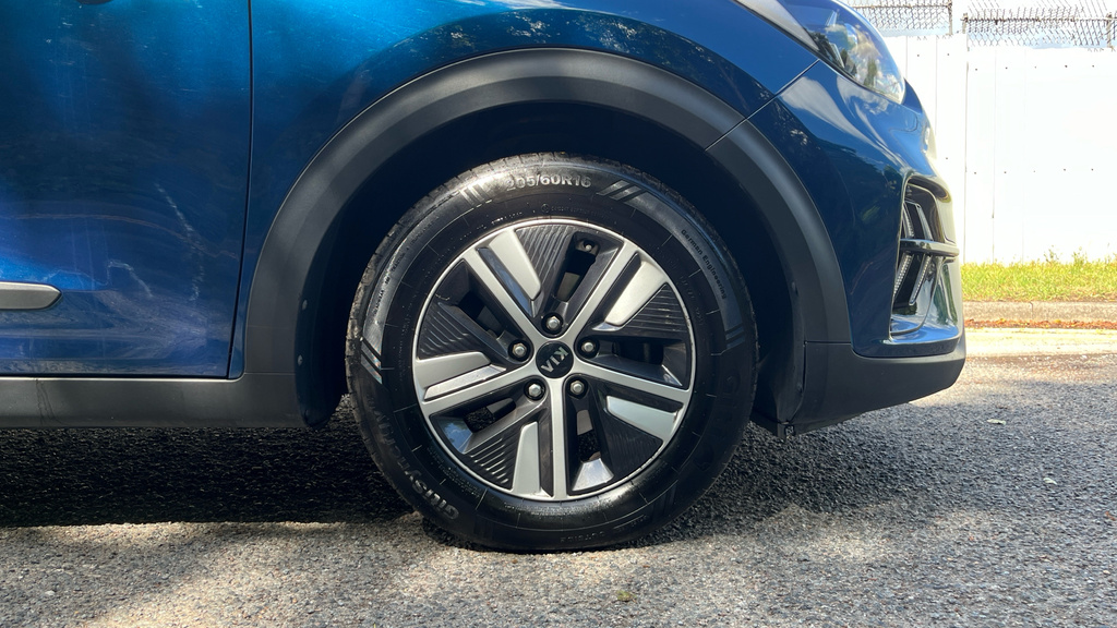 Kia Niro 1.6 Gdi 3 Dct Red #20