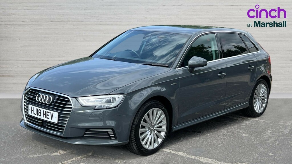Audi A3 2018 1.6 Tdi Se Technik Sportback Manua White #7