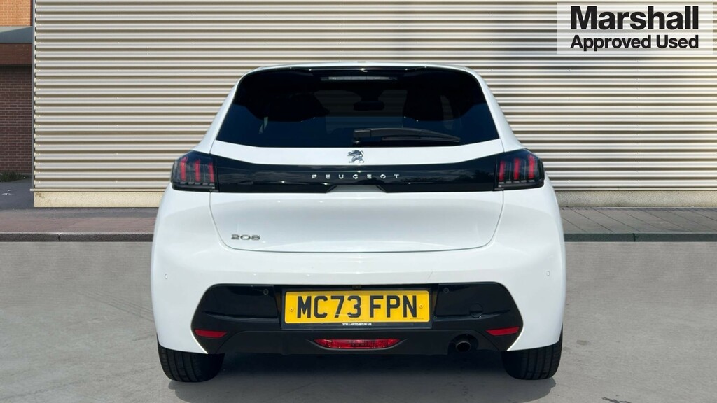 Peugeot 208 208 1.2 Puretech 100 Allure Premium Eat8 MC73FPN White #4